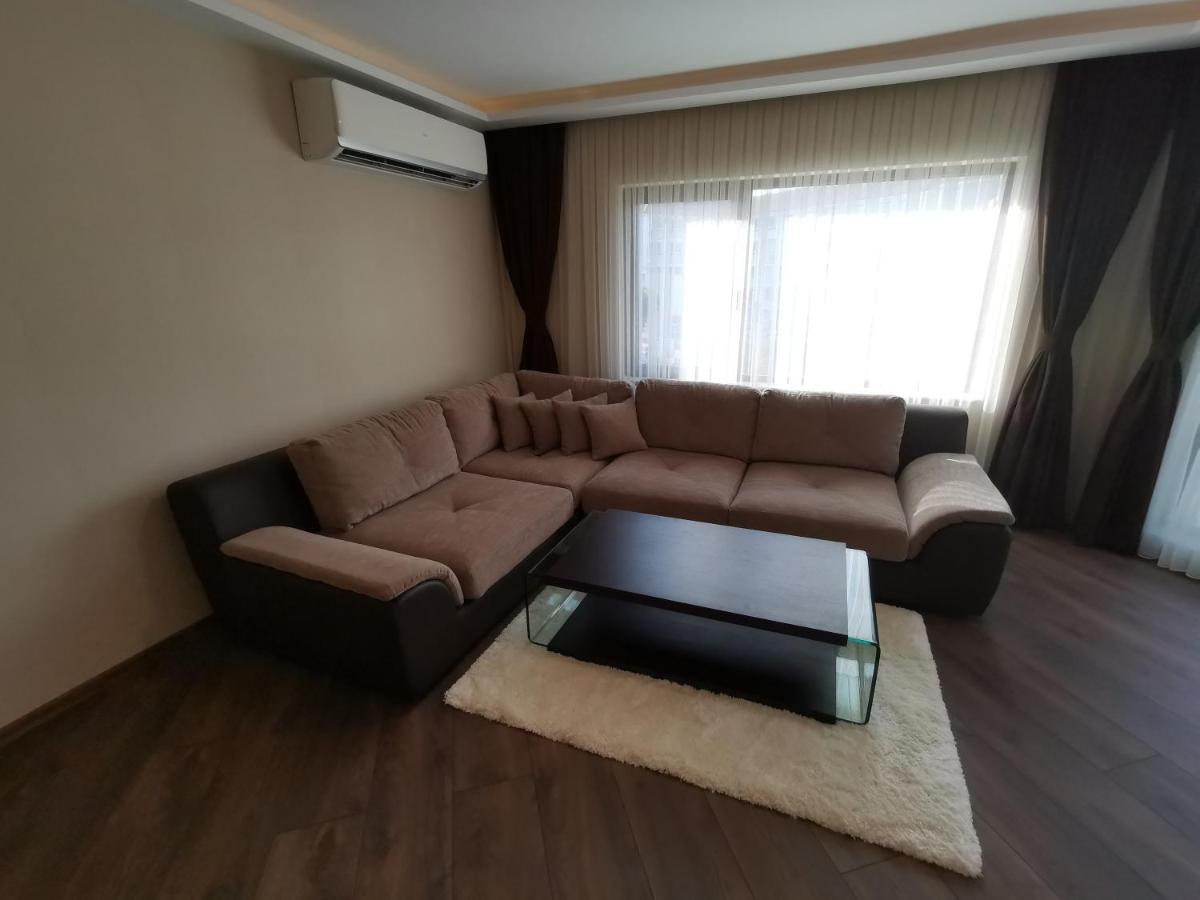 City Center Lux Apartment 바르나 외부 사진