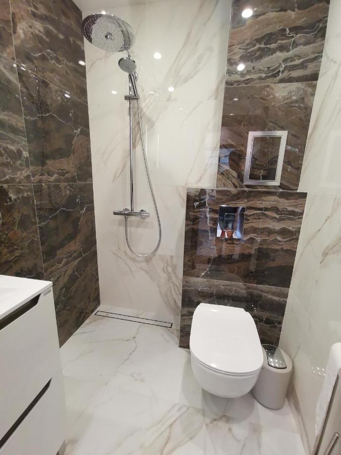City Center Lux Apartment 바르나 외부 사진