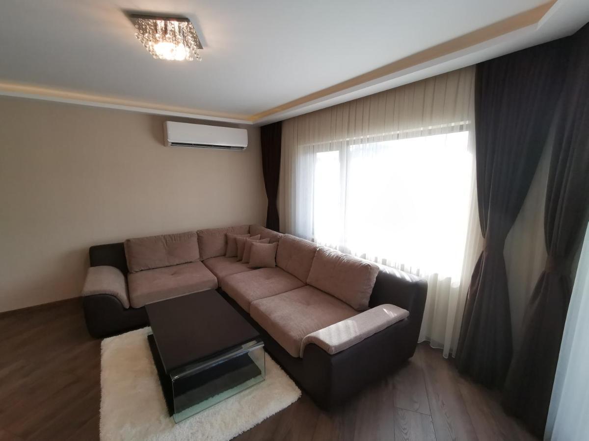 City Center Lux Apartment 바르나 외부 사진