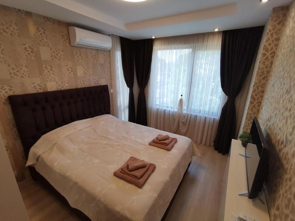 City Center Lux Apartment 바르나 외부 사진